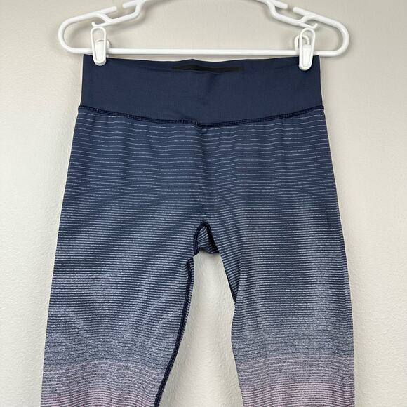 Brooks Running Striped Ombre Cropped Leggings Medium - Picture 3 of 9